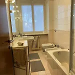 Appartamento A Due Passi Dal Borgo E Alta E Box Privato *