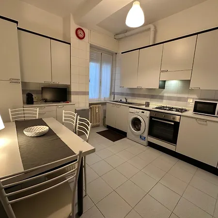 A Due Passi Dal Borgo E Alta E Box Privato * Bérgamo